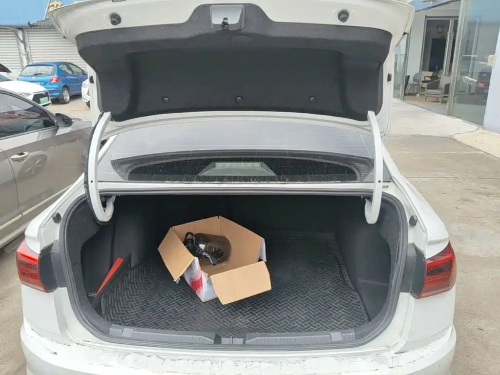 Volkswagen Bora — миниатюра 19