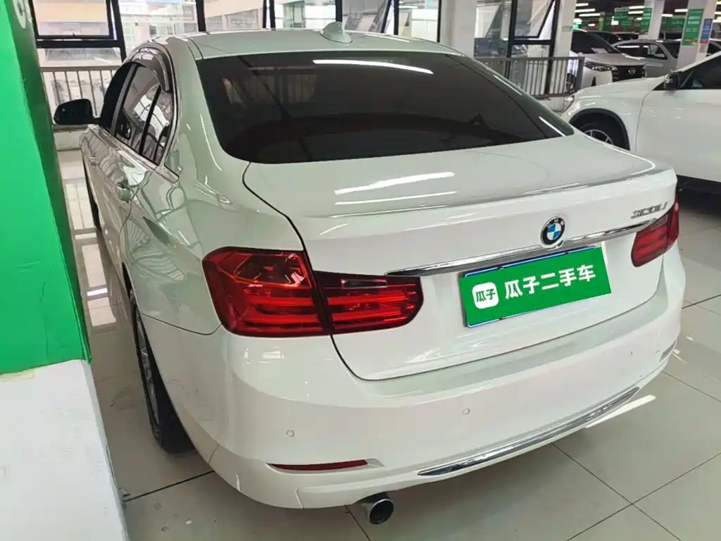 BMW 3 Series — миниатюра 5