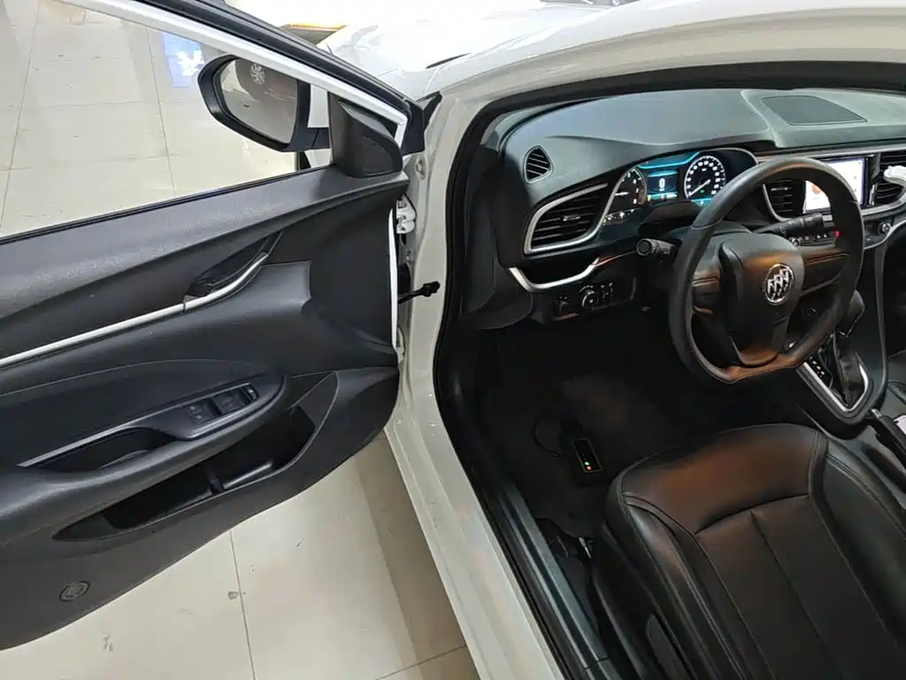 Buick Excelle — миниатюра 16