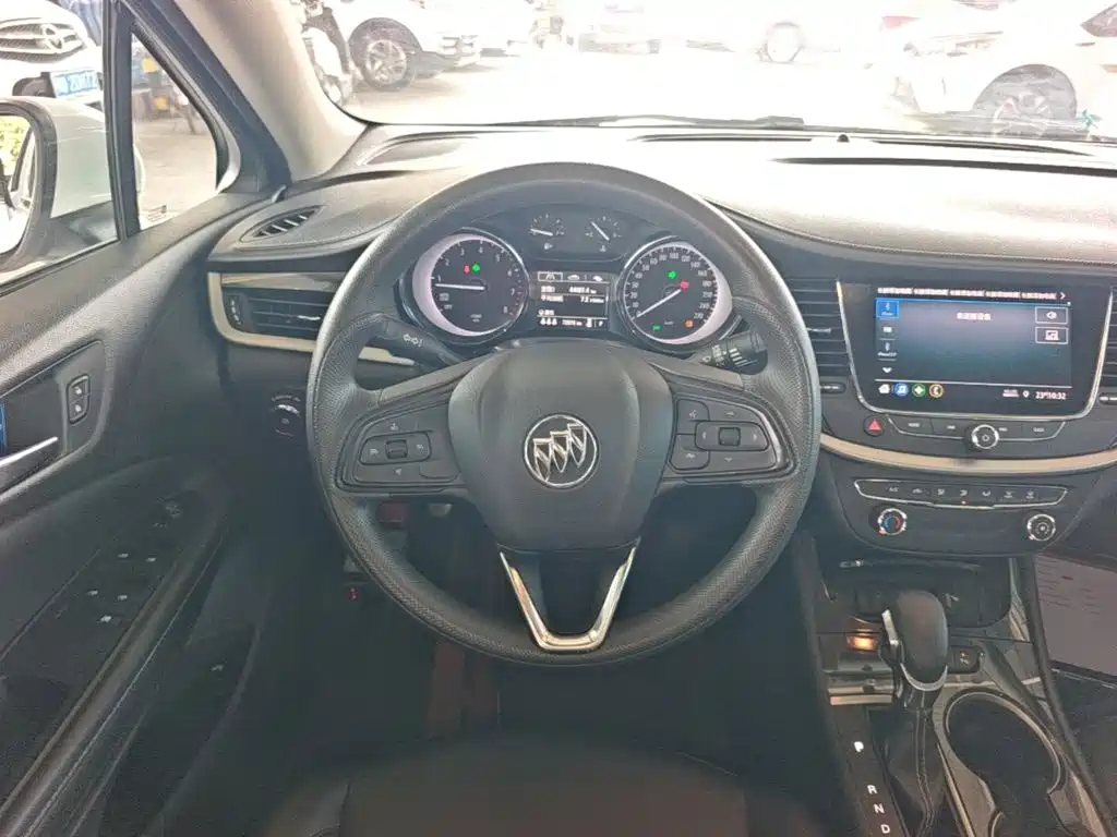 Buick Verano — миниатюра 11