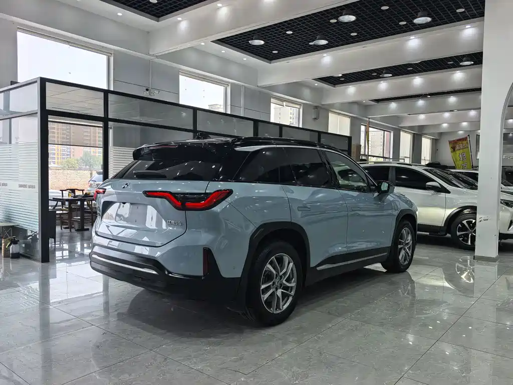 NIO ES6 — миниатюра 9