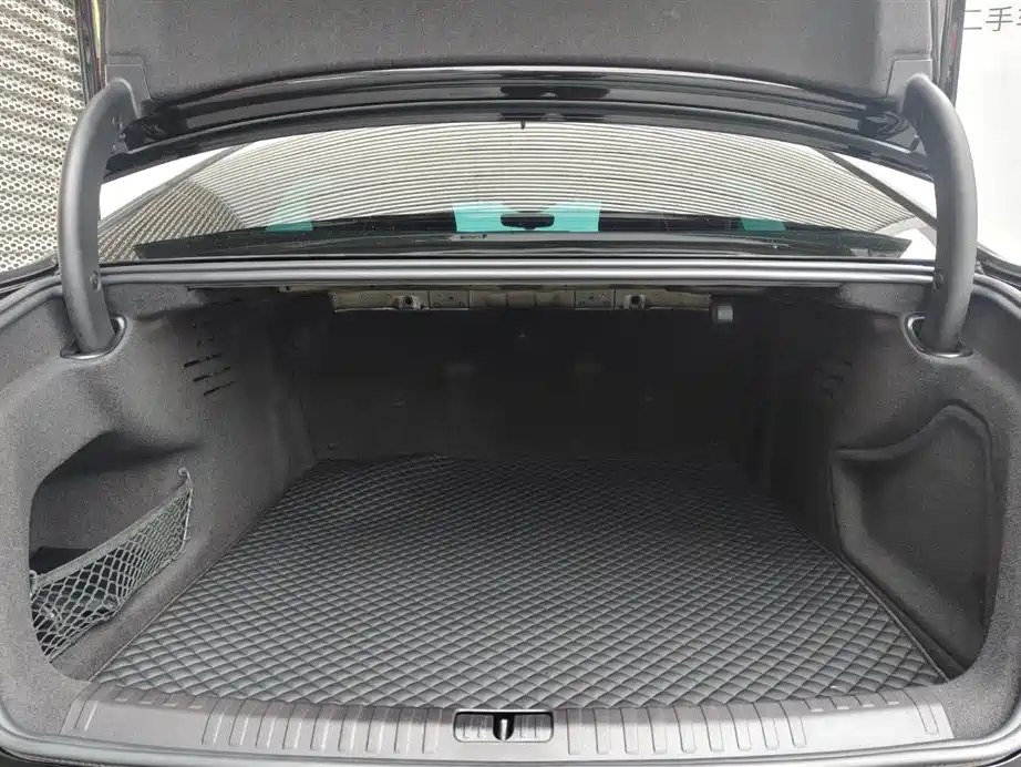 Audi A6L — миниатюра 16