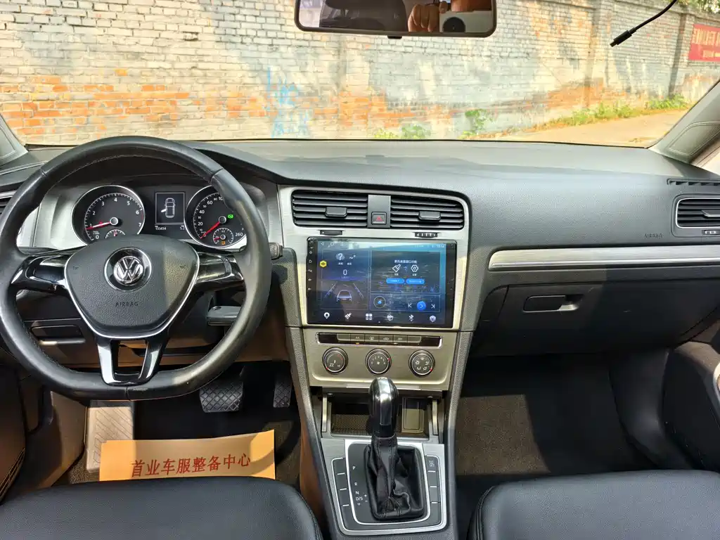 Volkswagen Golf — миниатюра 4