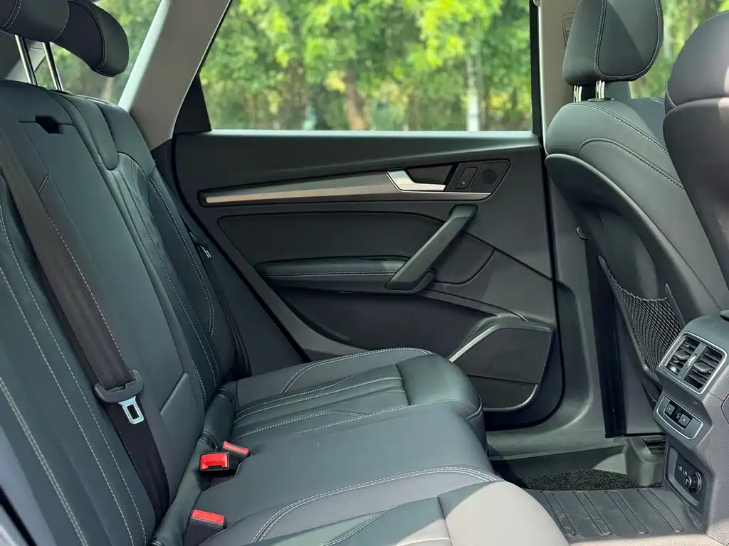 Audi Q5L — миниатюра 13