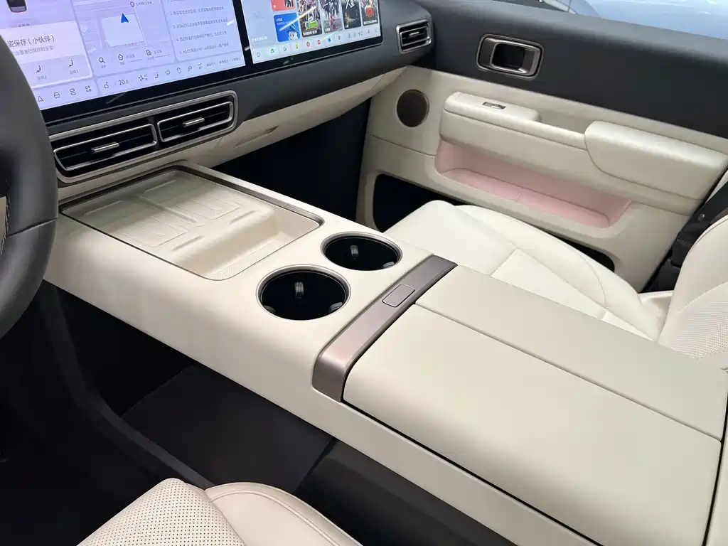 Li Auto Li MEGA — миниатюра 16