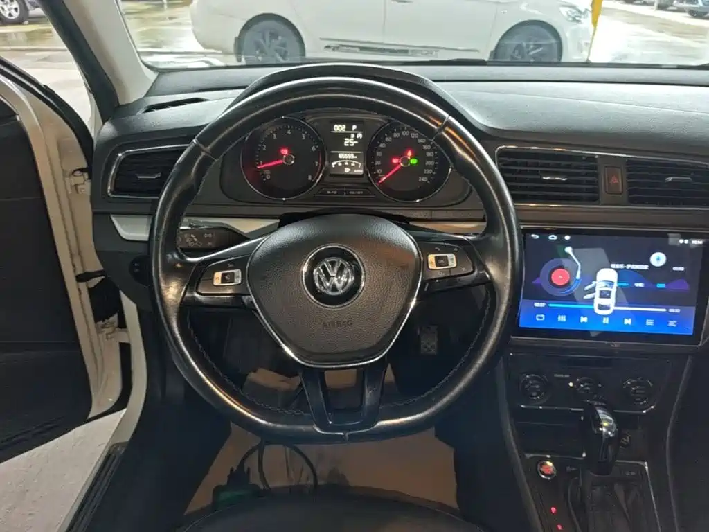 Volkswagen Gran Lavida — миниатюра 11