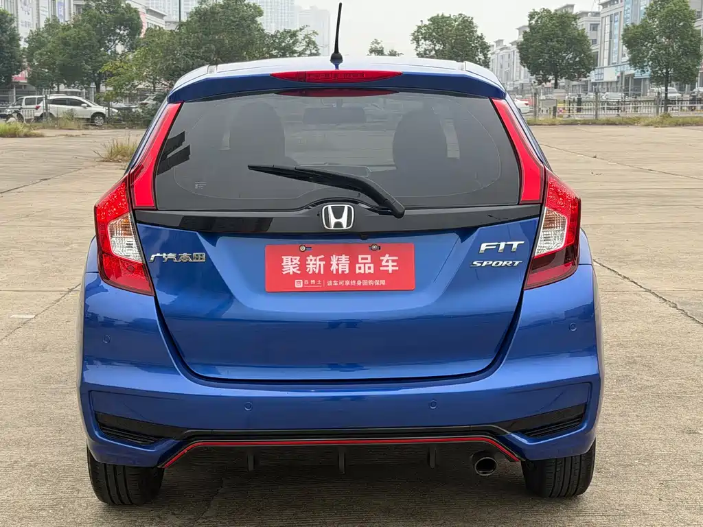 Honda Fit — миниатюра 5