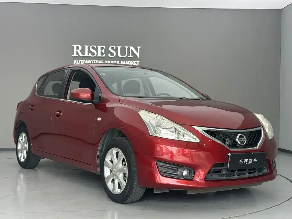 Nissan Tiida — миниатюра 4