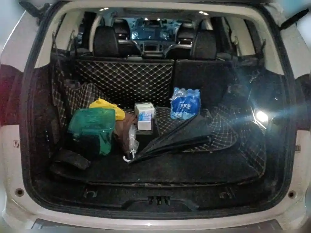 Ford Edge — миниатюра 15