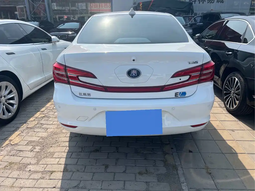 BYD Qin NEV — миниатюра 5
