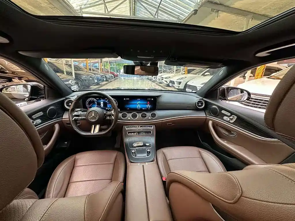 Mercedes-Benz E-Class — миниатюра 4