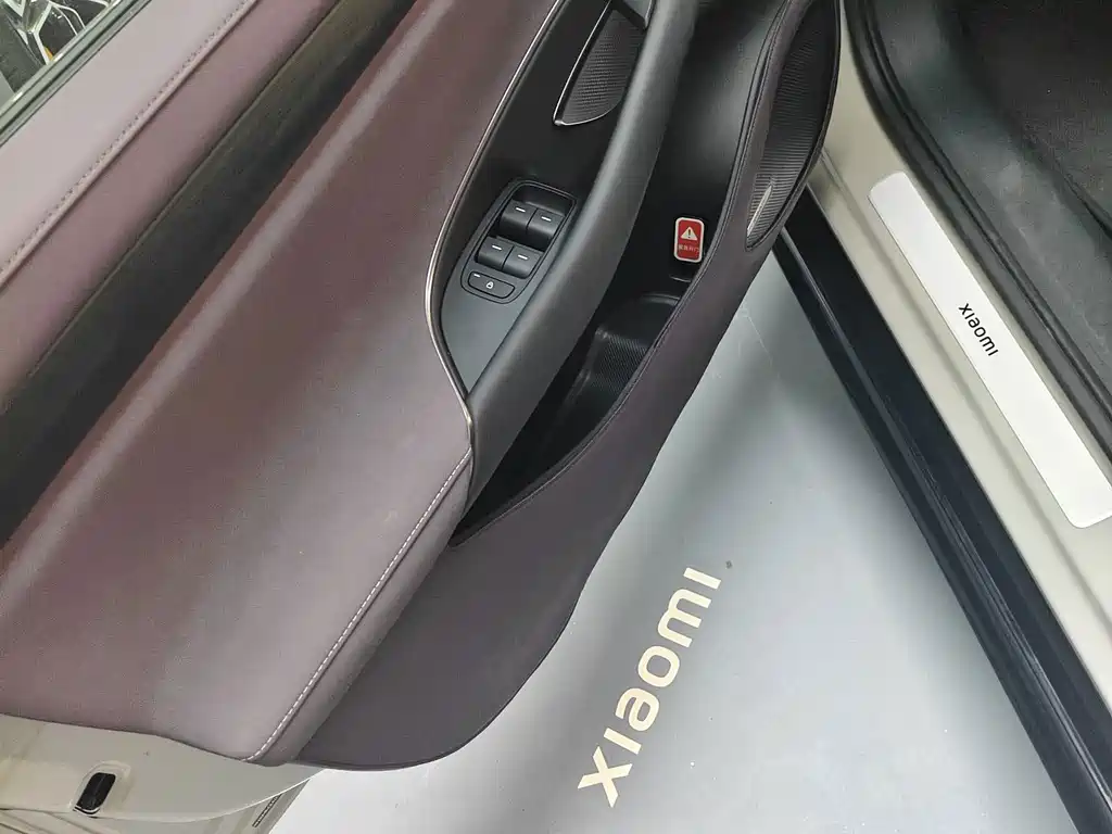 Xiaomi SU7 — миниатюра 4