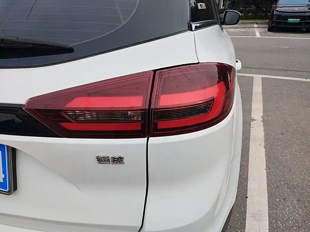 Geely Boyue — миниатюра 8