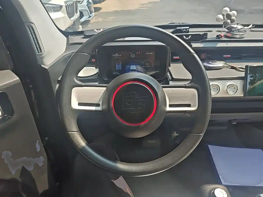 Wuling MINIEV — миниатюра 11