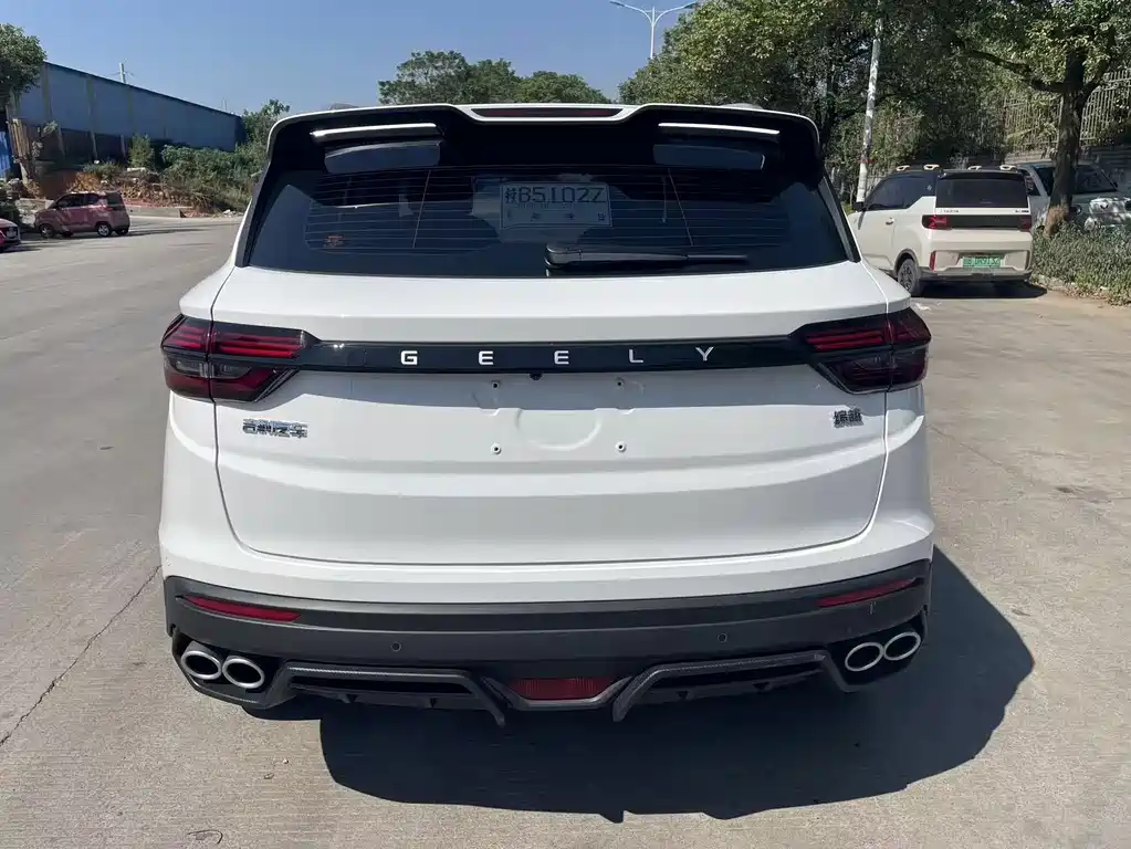 Geely Binyue — миниатюра 8