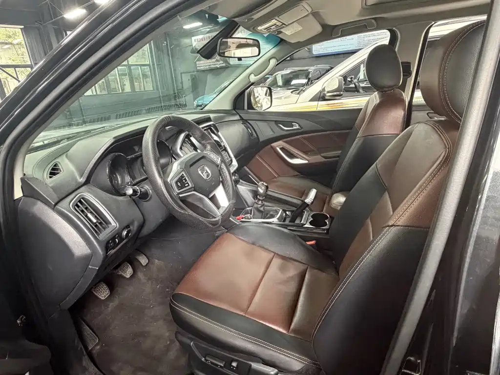 JMC S350 2016 2.0T MT Luxury 7 мест