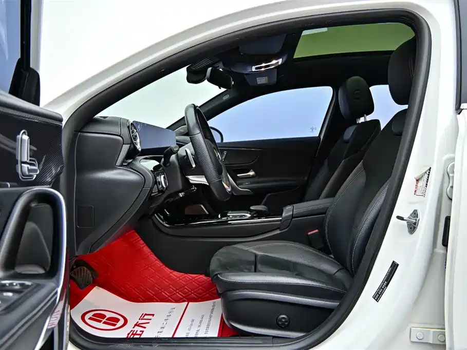 MERCEDES-BENZ A CLASS