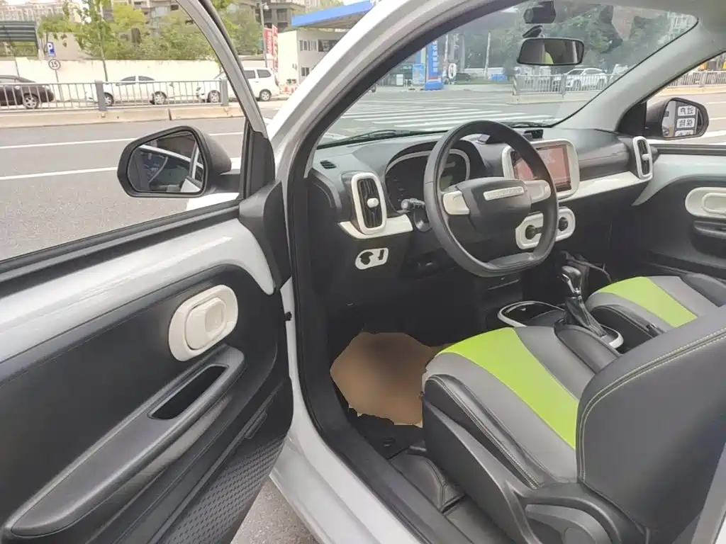 Roewe Clever — миниатюра 16