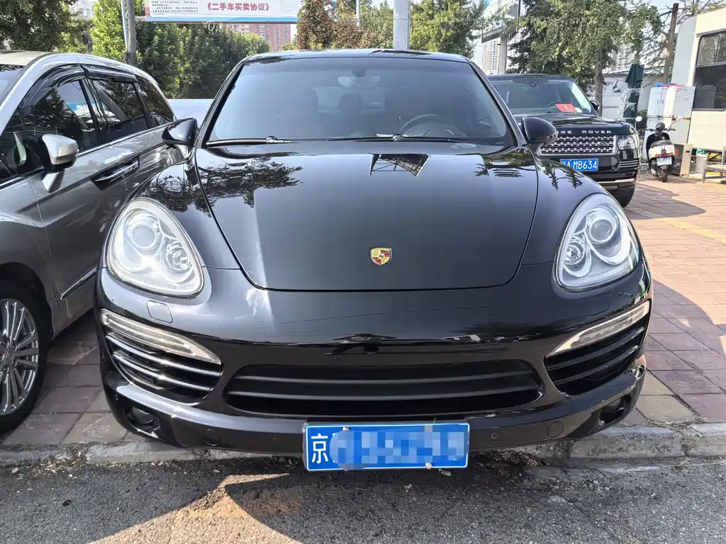 Porsche Cayenne — миниатюра 2