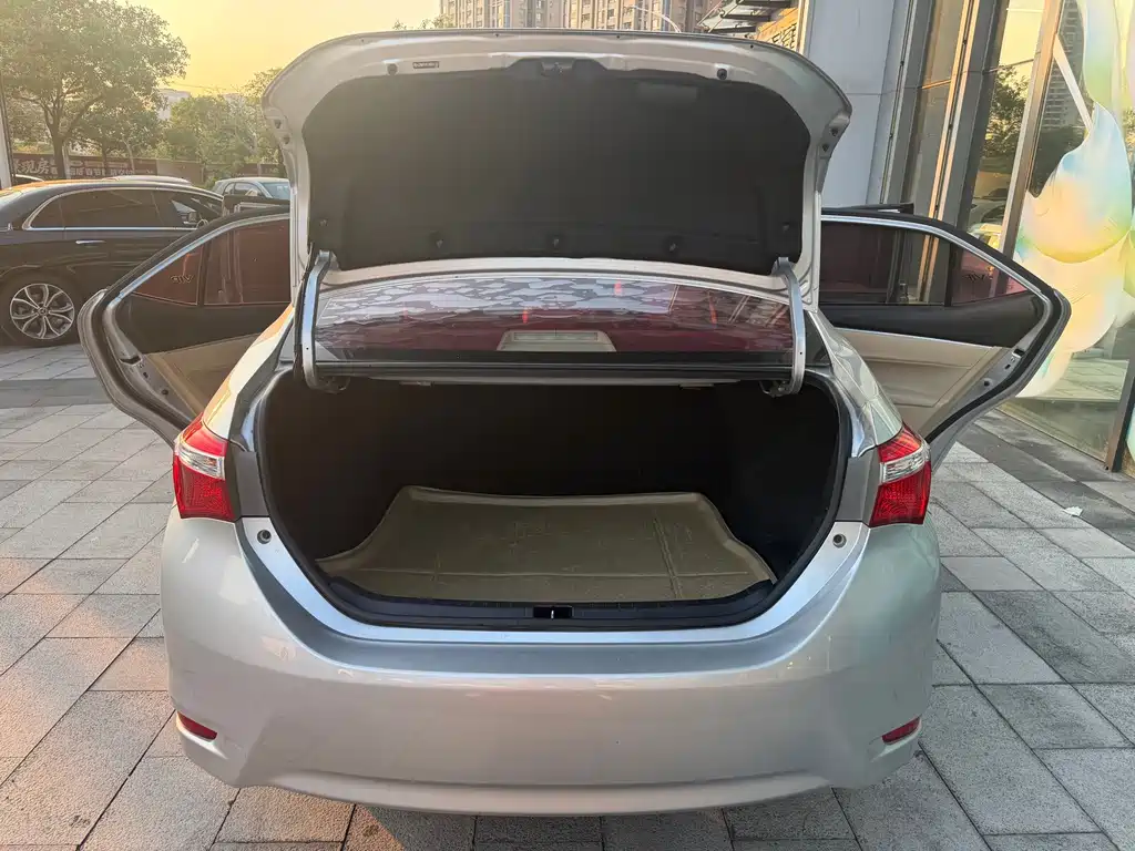 Toyota Corolla — миниатюра 16