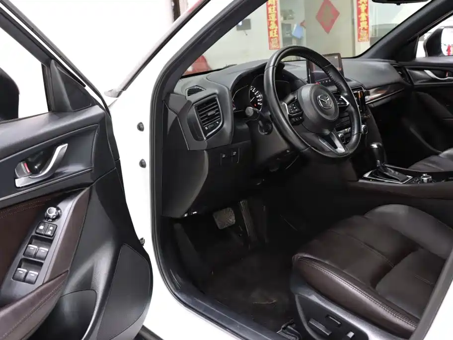 Mazda CX-4 — миниатюра 8
