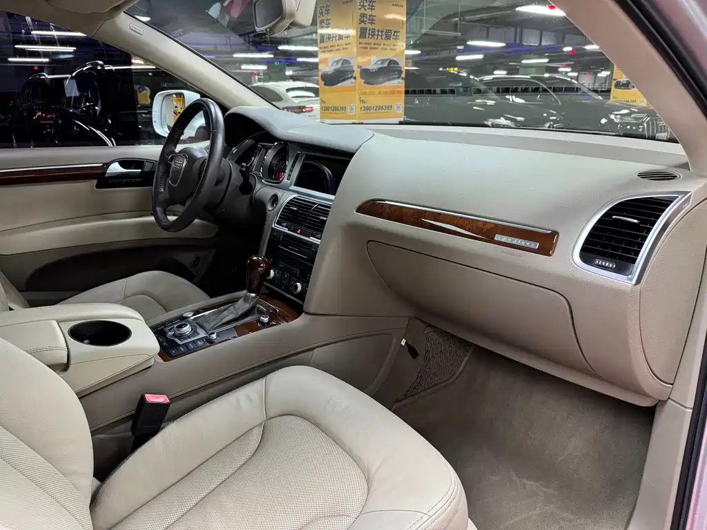 Audi Q7 — миниатюра 13