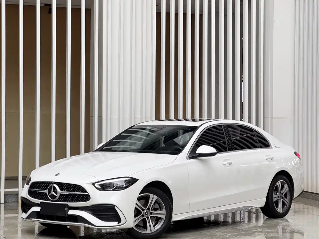 Mercedes-Benz C-Class 2021