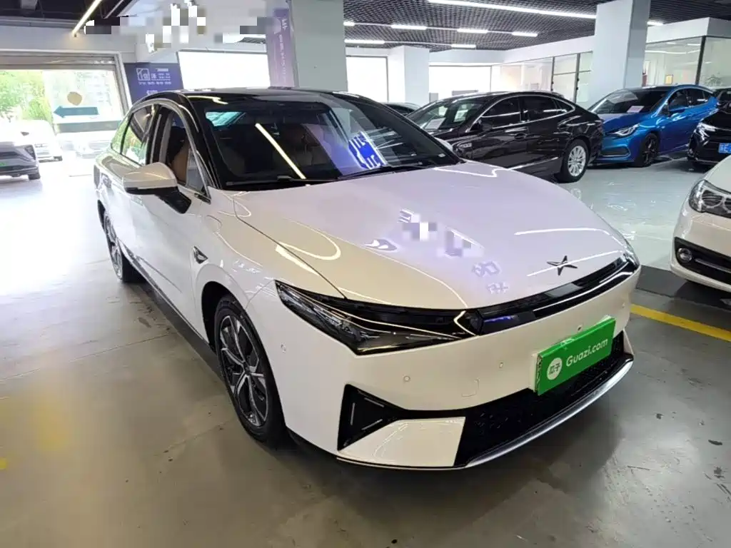 XPeng P5 — миниатюра 4