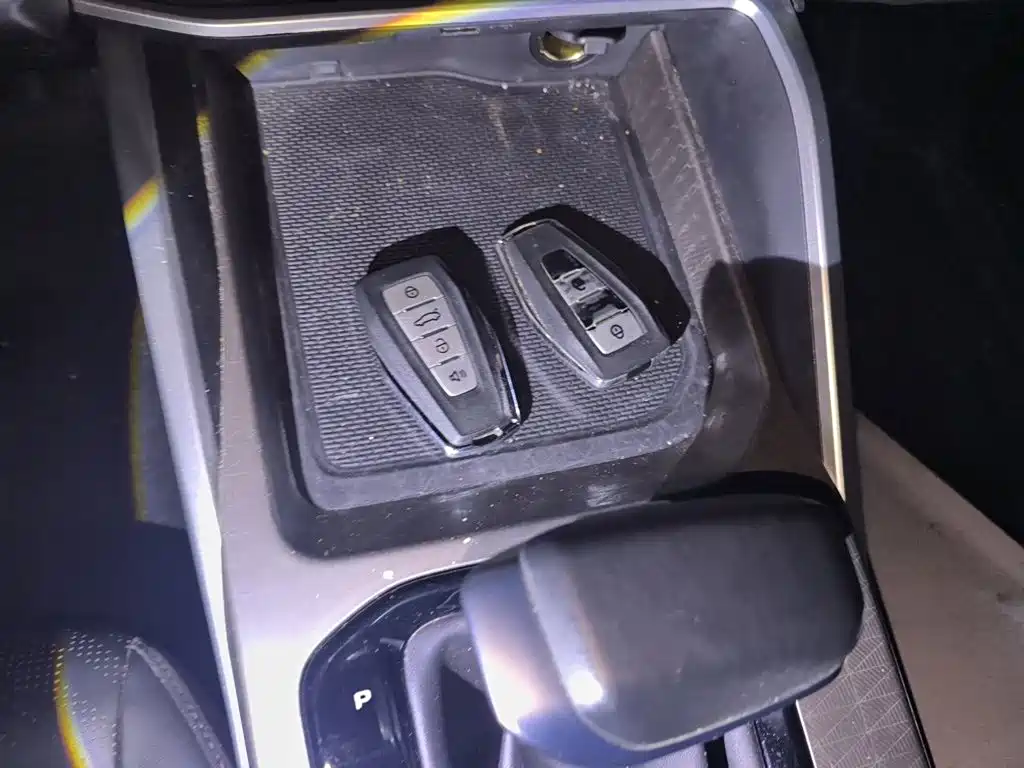 Geely Emgrand — миниатюра 12
