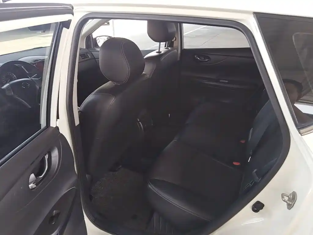 Nissan Tiida — миниатюра 22