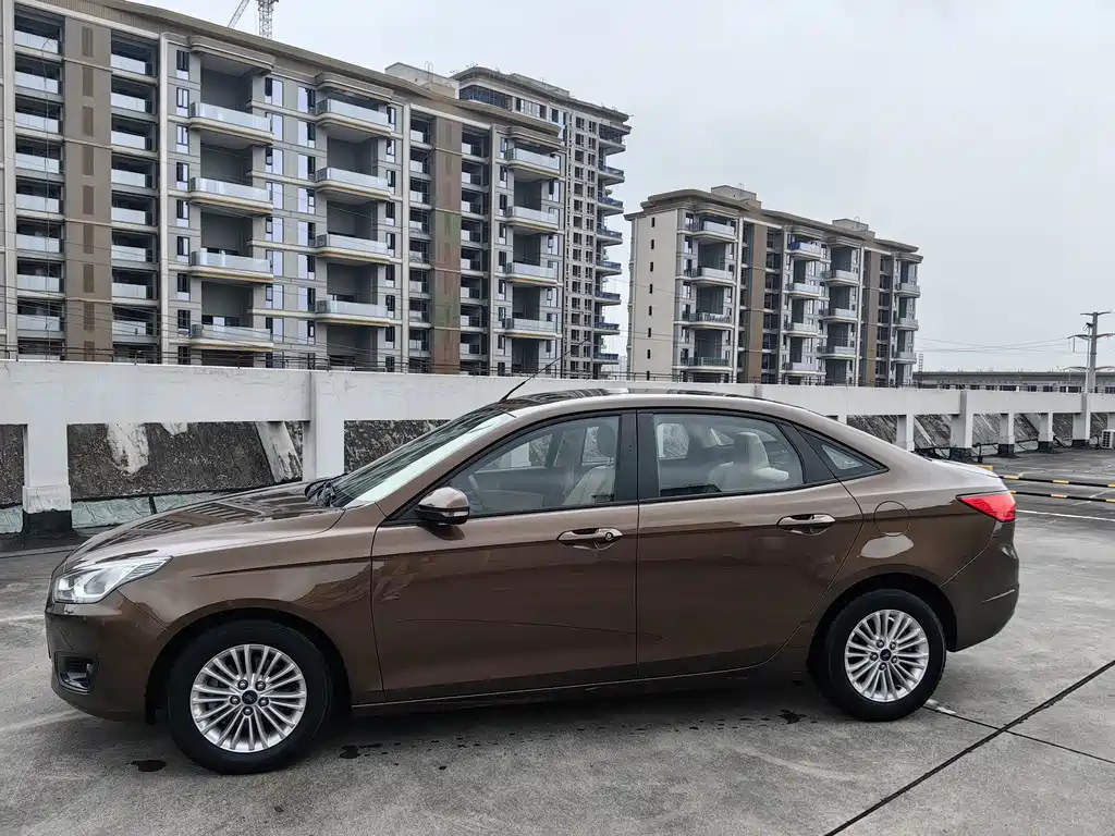 Ford Escort — миниатюра 3