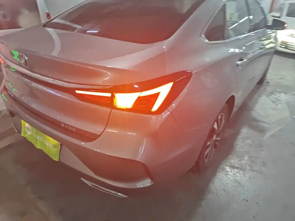 Changan Eado — миниатюра 8