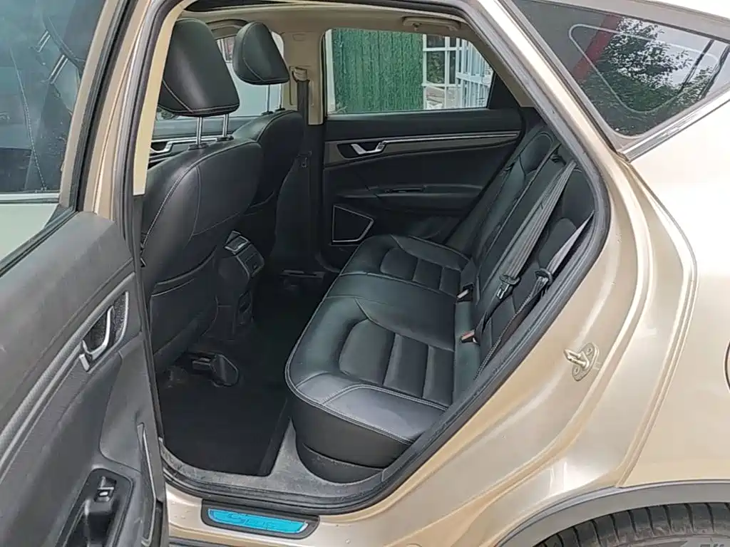 Geely Emgrand GS — миниатюра 17
