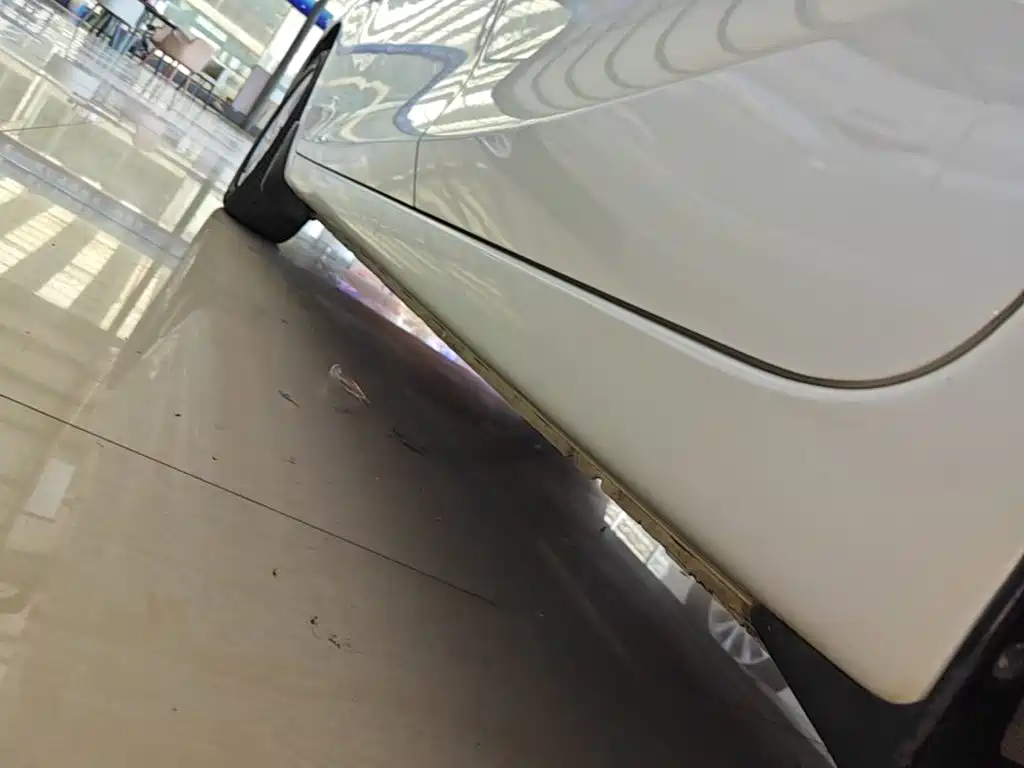 Nissan Tiida — миниатюра 22