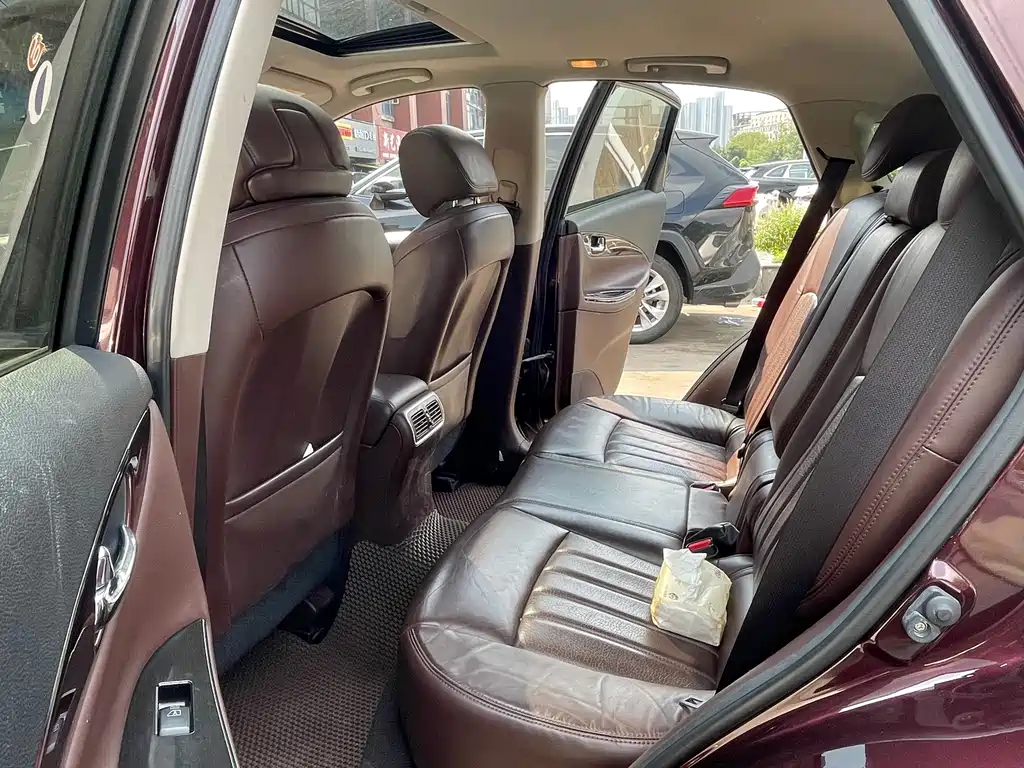 Infiniti QX50 (Import) — миниатюра 10