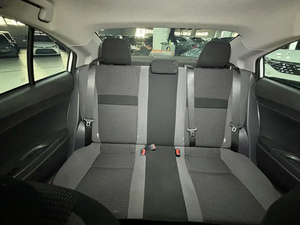 Toyota Vios — миниатюра 13