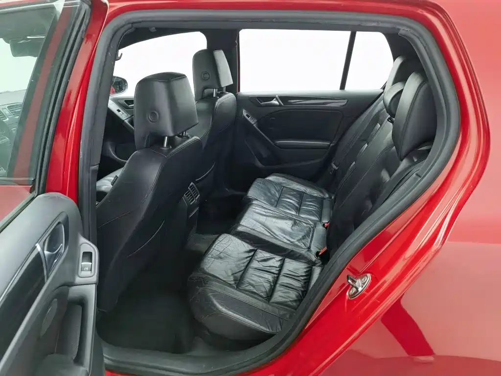 Volkswagen Golf GTI — миниатюра 15