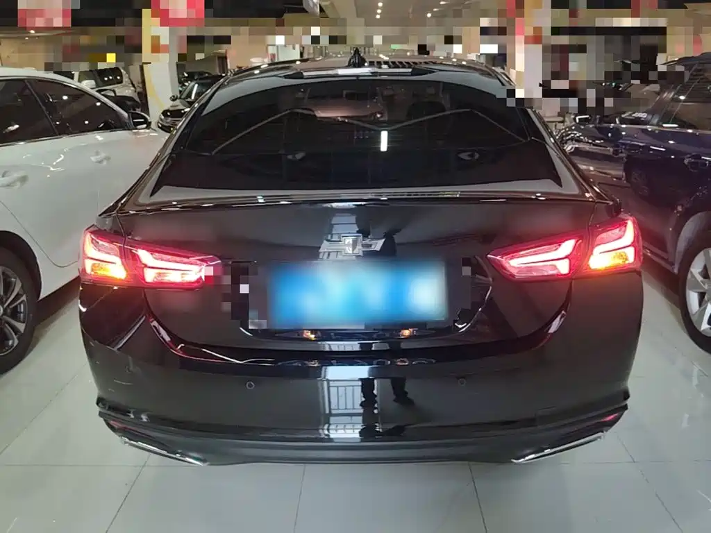 Chevrolet Malibu XL — миниатюра 6