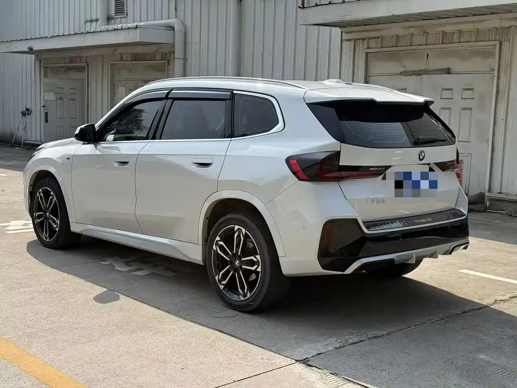 BMW X1 — миниатюра 10