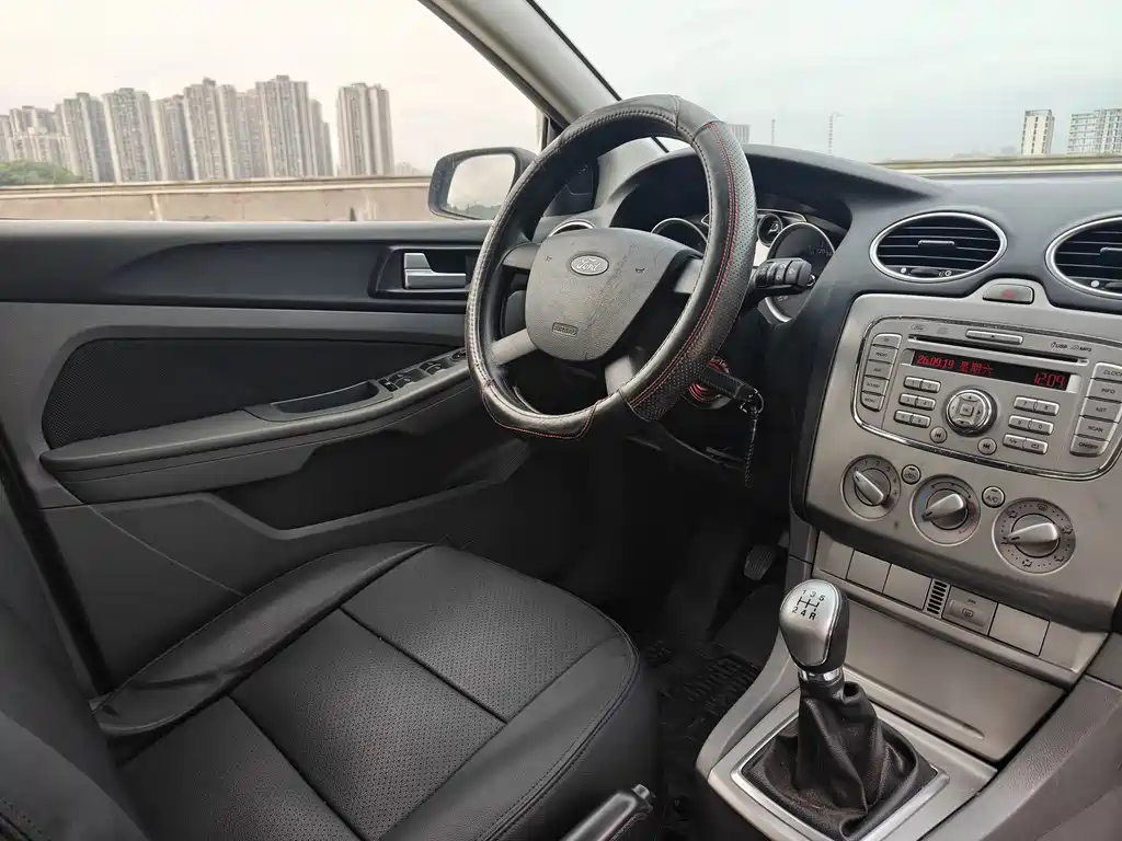 Ford Focus — миниатюра 19
