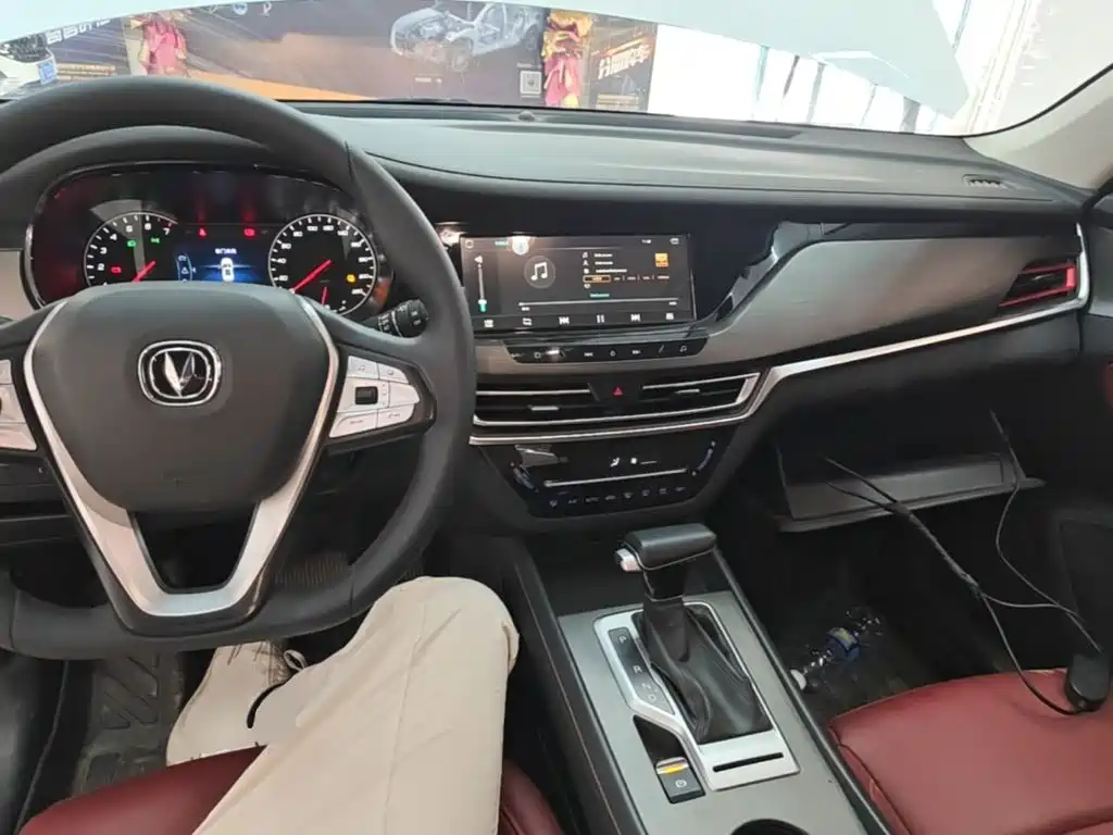 Changan CS35PLUS — миниатюра 10