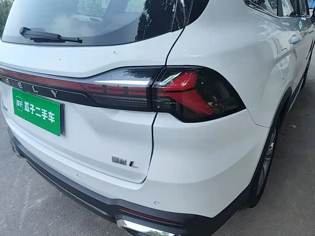 Geely Haoyue L — миниатюра 8