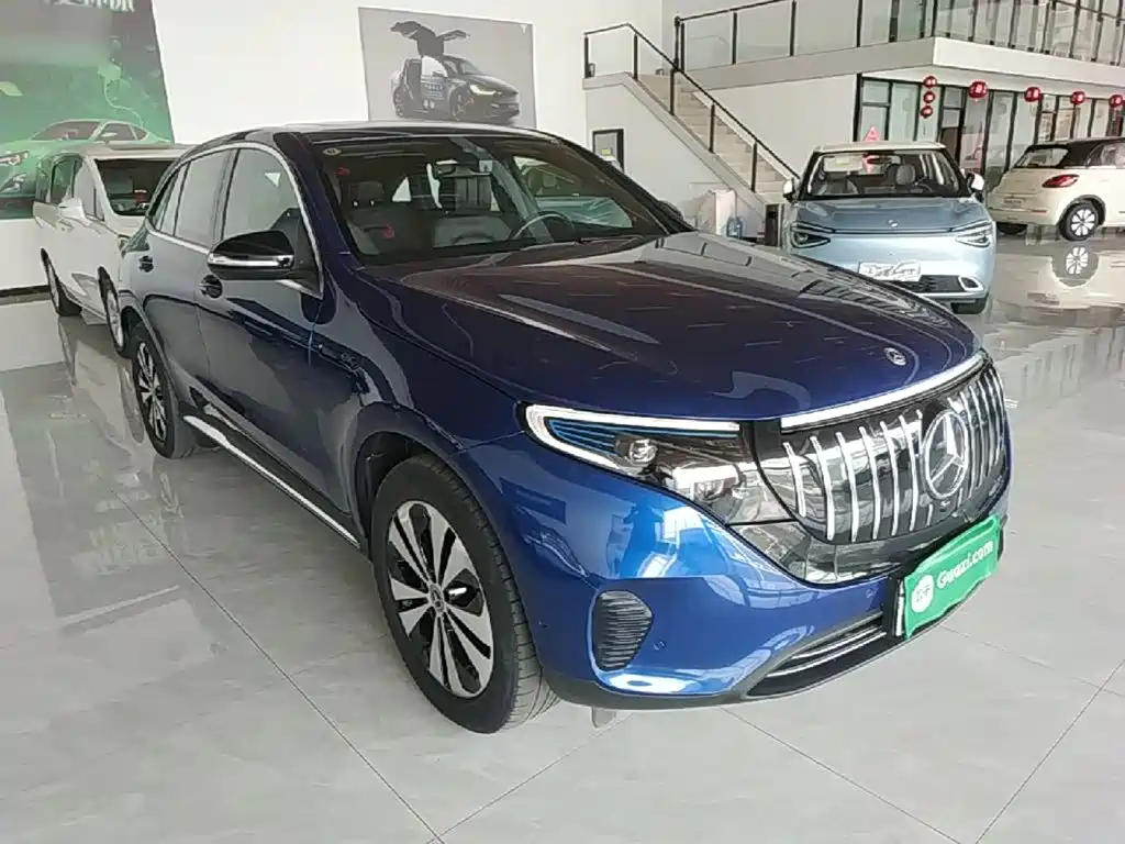 Mercedes-Benz EQC — миниатюра 4