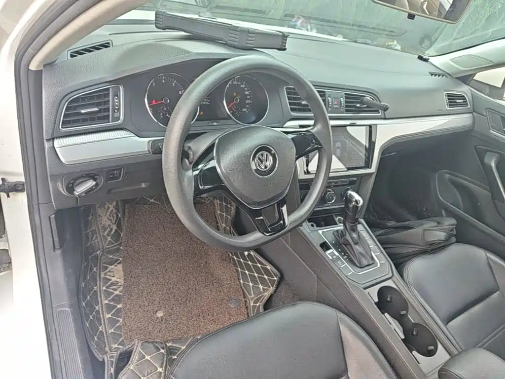 Volkswagen Lamando — миниатюра 10
