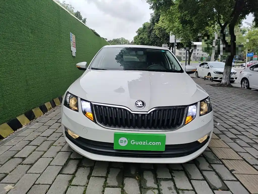 Skoda Octavia — миниатюра 3