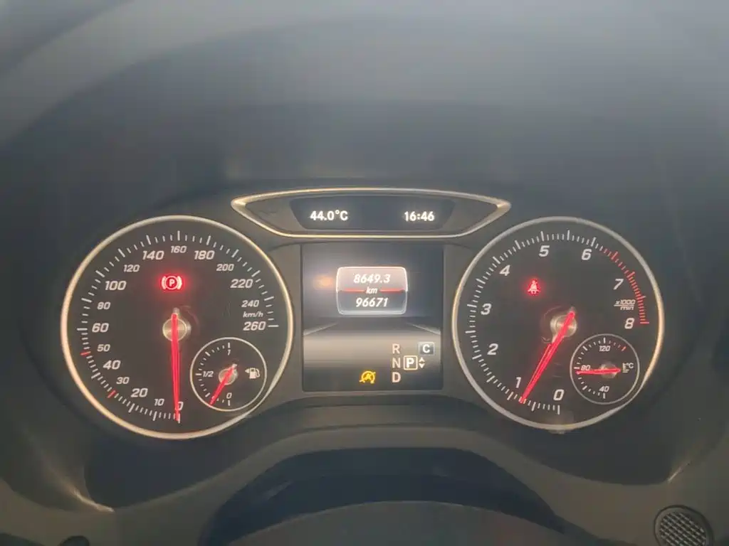 Mercedes-Benz A-Class (Import) — миниатюра 12