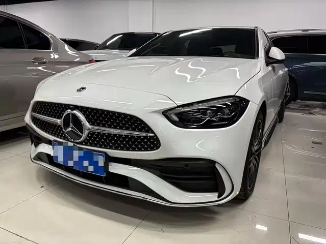 Mercedes-Benz C-Class 2023 C 200 L — фото 1