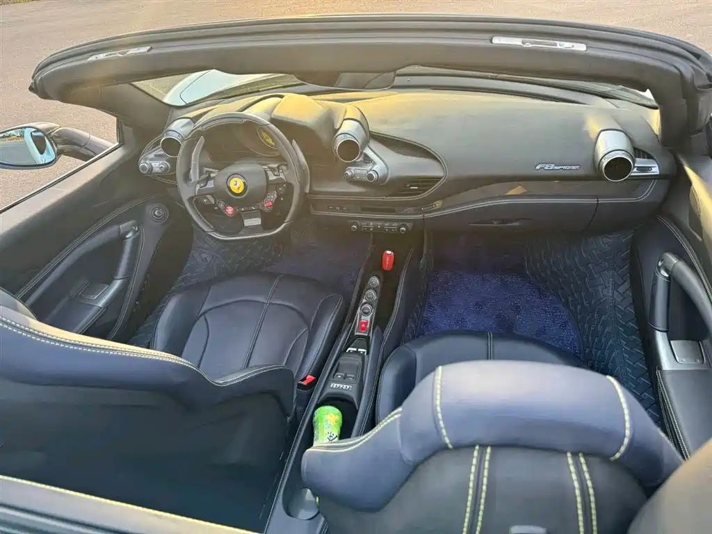 Ferrari F8 2020 Spider 3.9T V8