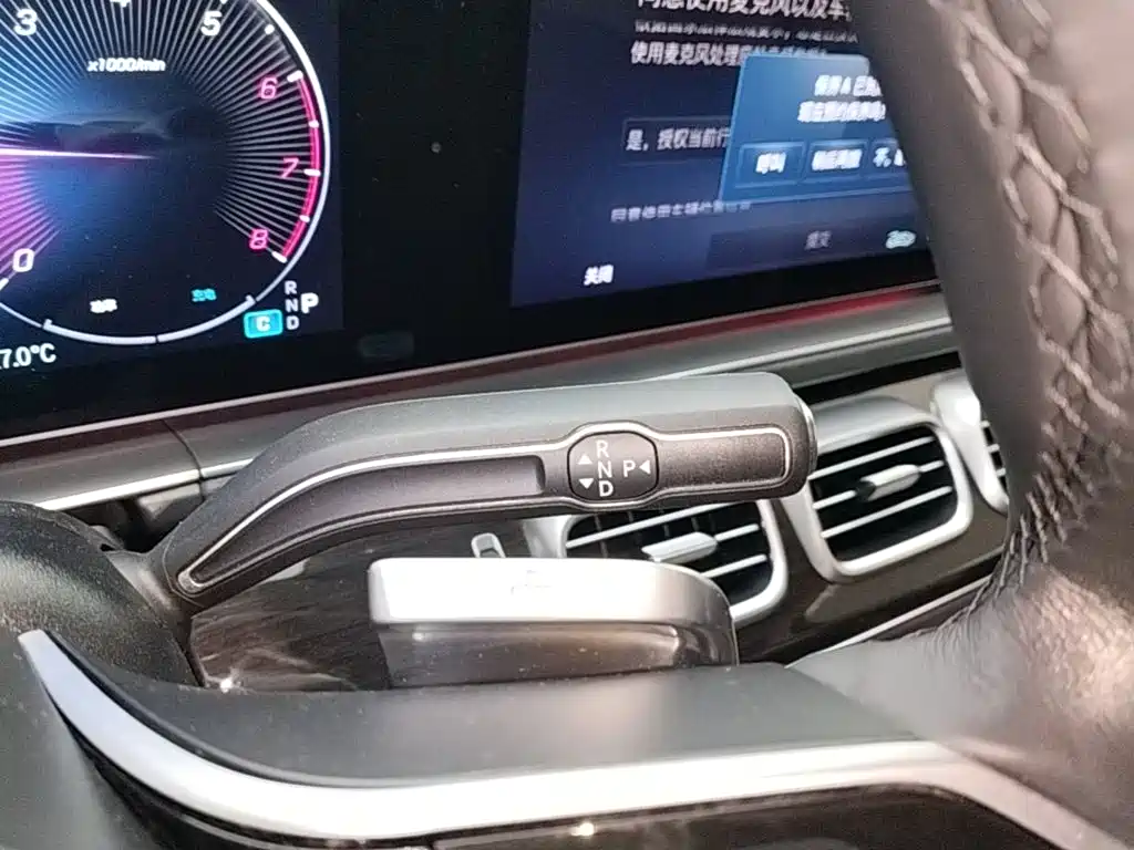 Mercedes-Benz GLE (Import) — миниатюра 14