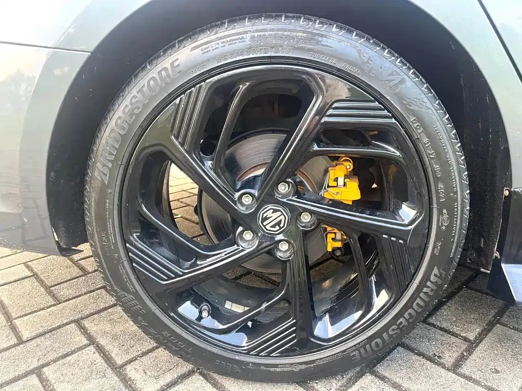 MG MG6 — миниатюра 17